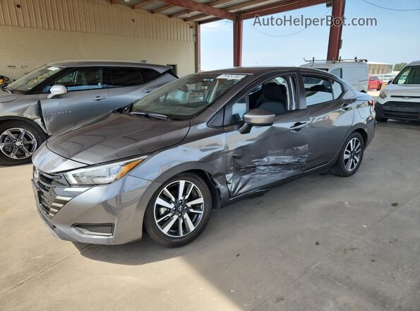 3N1CN8EV2SL839397 2025 NISSAN VERSA Gray Вид наклейки з VIN-кодом