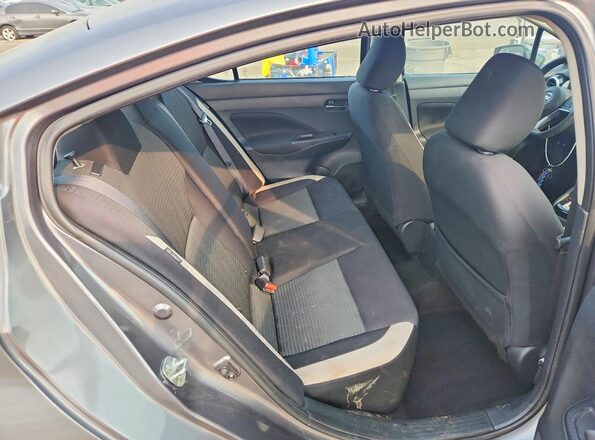 3N1CN8EV3ML870547 2021 NISSAN VERSA Gray Widok tylnych siedzeń