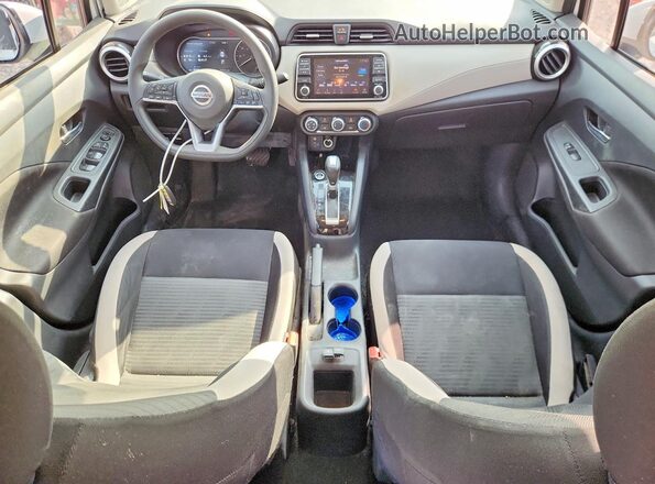 3N1CN8EV3ML903675 2021 NISSAN VERSA White Widok deski rozdzielczej
