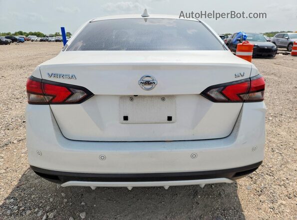 3N1CN8EV3ML903675 2021 NISSAN VERSA White Widok z tyłu