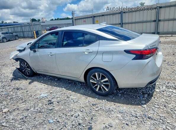 3N1CN8EV4LL865954 2020 NISSAN VERSA Серебряный Задняя левая четверть