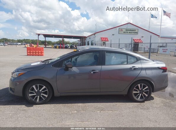 3N1CN8EV5SL838129 2025 NISSAN VERSA Серый Панорамный вид салона 360°