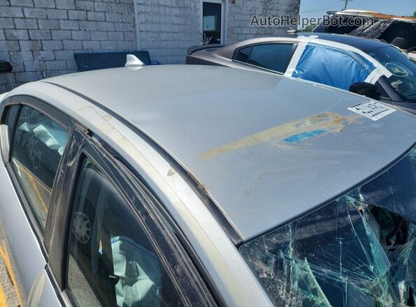 3N1CN8EV6ML877055 2021 NISSAN VERSA Silver 