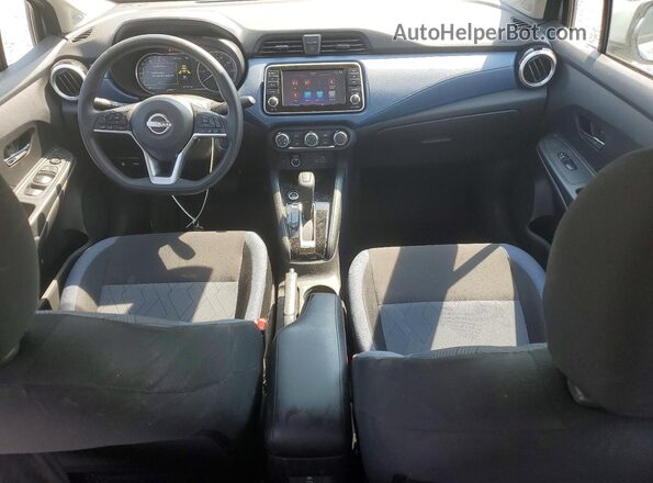 3N1CN8EV7SL888997 2025 NISSAN VERSA Silver Widok deski rozdzielczej