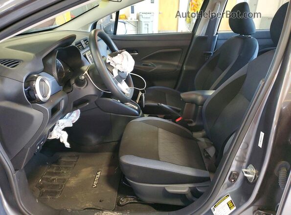 3N1CN8EV8SL856351 2025 NISSAN VERSA Gray Вид салону спереду