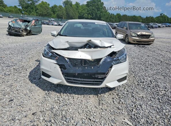3N1CN8EV9LL806236 2020 NISSAN VERSA Белый Вид спереди