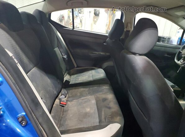 3N1CN8EV9ML872867 2021 NISSAN VERSA Blue Widok tylnych siedzeń