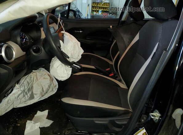 3N1CN8EVXML866592 2021 NISSAN VERSA Black Вид салону спереду