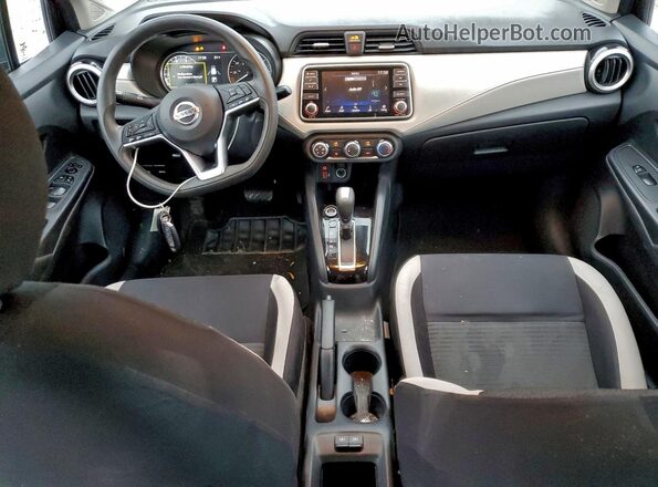 3N1CN8EVXML869816 2021 NISSAN VERSA Black Вид панелі приладів