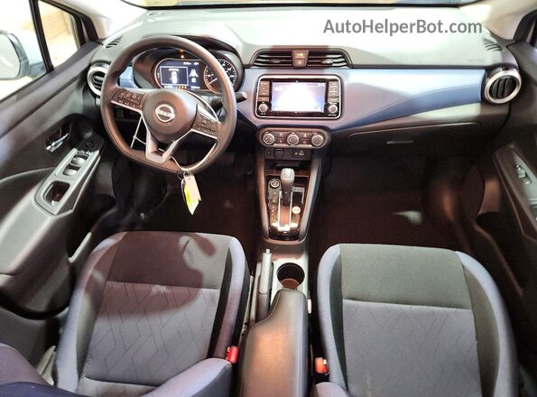 3N1CN8EVXSL877752 2025 NISSAN VERSA Silver Вид панелі приладів