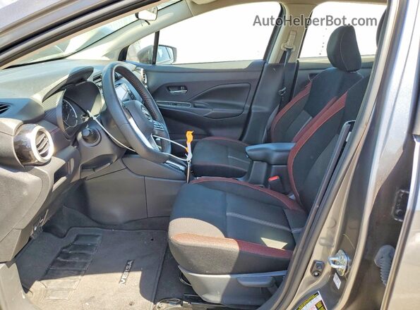 3N1CN8FV0SL819079 2025 NISSAN VERSA Gray Вид салону спереду