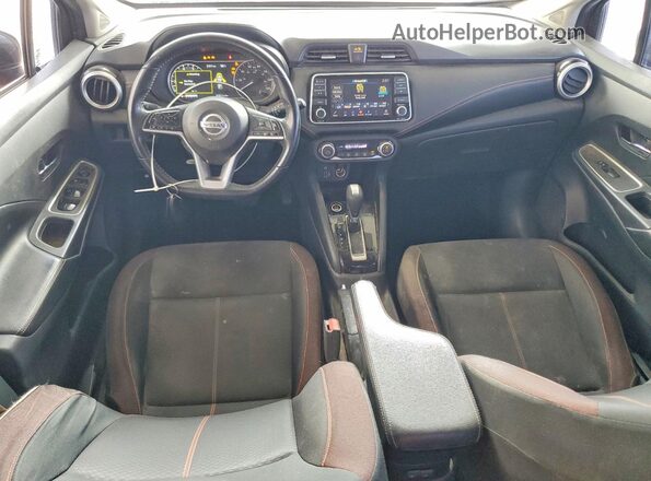 3N1CN8FV2LL905222 2020 NISSAN VERSA Maroon Widok deski rozdzielczej
