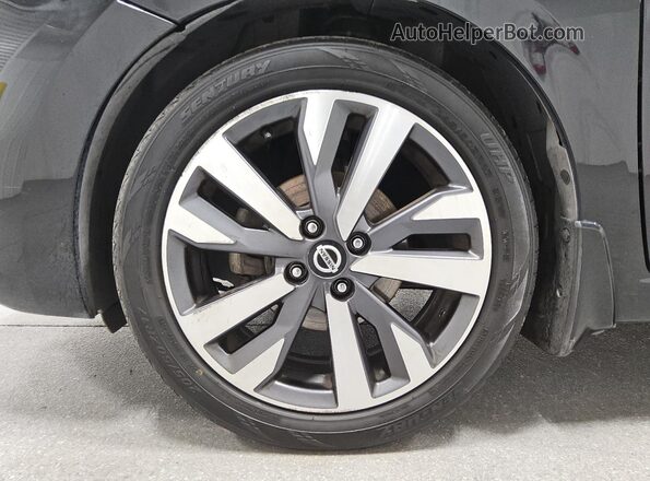 3N1CN8FV4LL828661 2020 NISSAN VERSA Black 