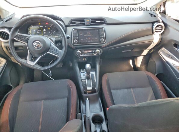 3N1CN8FV4ML807634 2021 NISSAN VERSA Charcoal წინა პანელის ხედი
