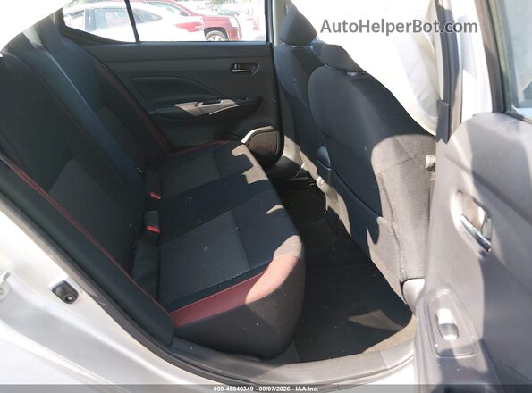 3N1CN8FV7RL903751 2024 NISSAN VERSA Silver Vista de la etiqueta del VIN