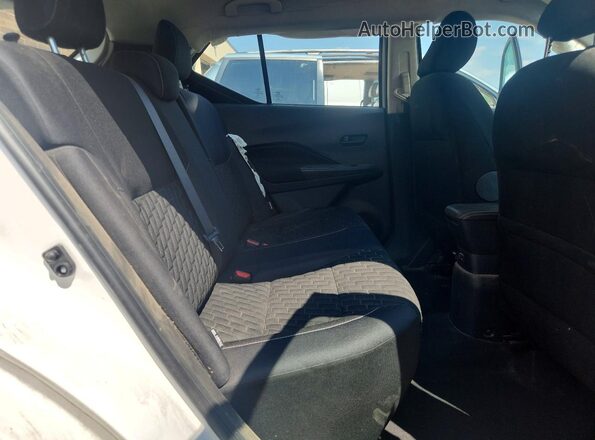 3N1CP5BV0ML518295 2021 NISSAN KICKS White Rear seats view