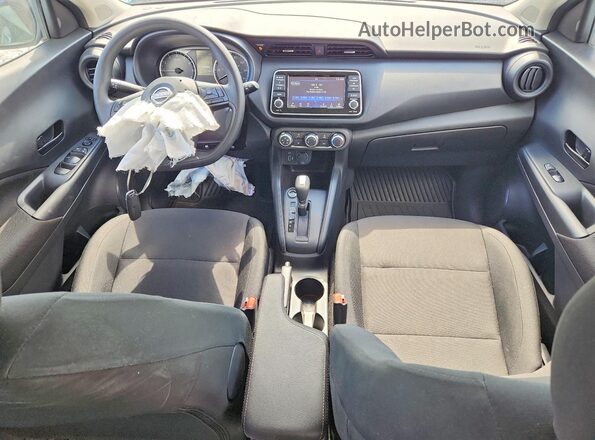 3N1CP5BV0SL496375 2025 NISSAN KICKS Gray Առջևի վահանակի տեսք