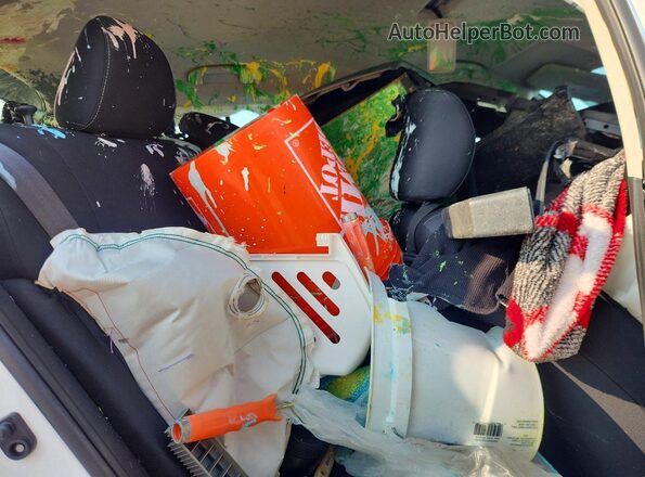 3N1CP5BV1ML532223 2021 NISSAN KICKS White Rear interior view