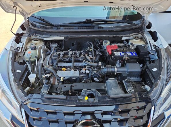 3N1CP5BV2ML477135 2021 NISSAN KICKS White Widok komory silnika