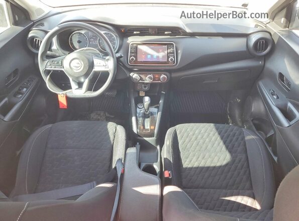 3N1CP5BV2NL505324 2022 NISSAN KICKS Gray Dashboard view