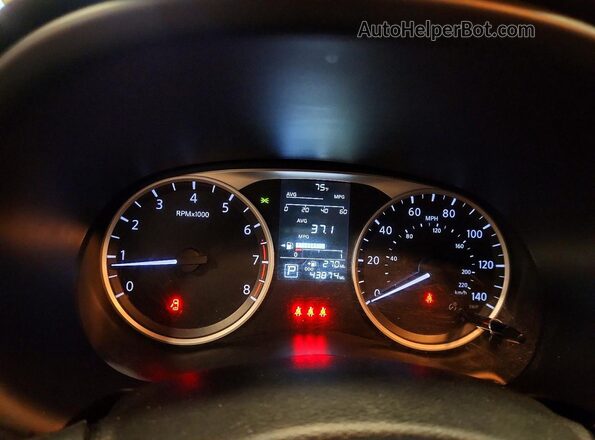 3N1CP5BV2RL532268 2024 NISSAN KICKS White Instrument cluster view