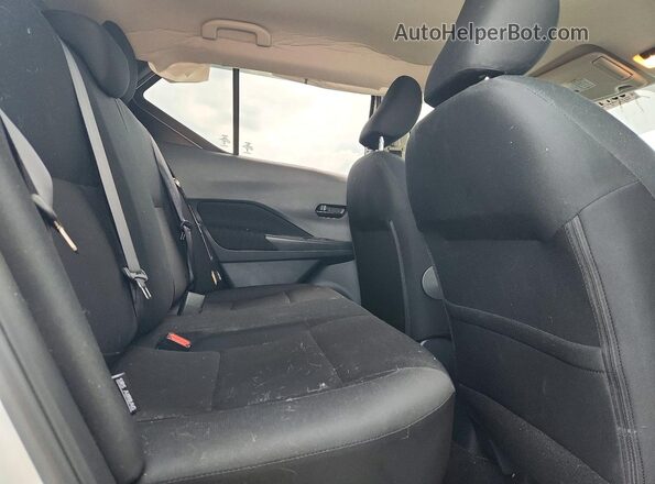 3N1CP5BV2RL582958 2024 NISSAN KICKS White Вид задньої частини салону