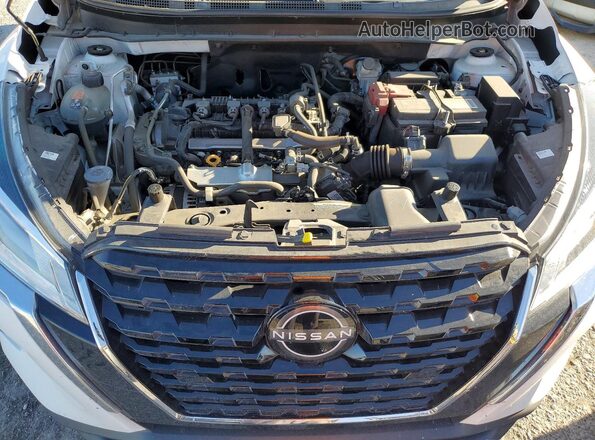 3N1CP5BV2RL583513 2024 NISSAN KICKS White Շարժիչի բաժամունքի տեսք
