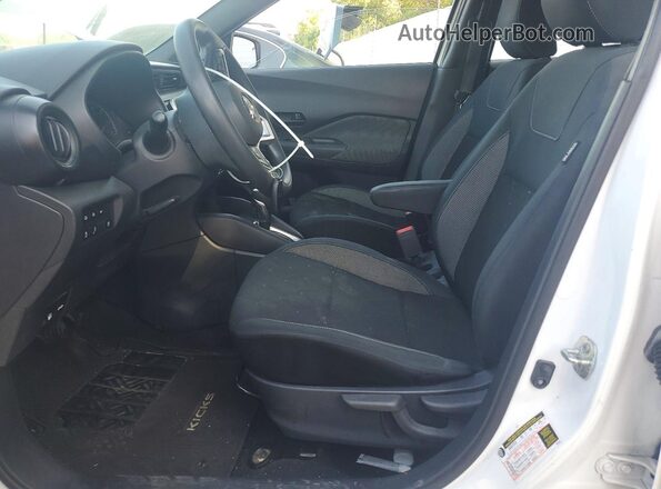 3N1CP5BV3LL481998 2020 NISSAN KICKS White Вид салону спереду