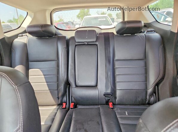 3N1CP5BV3NL522987 2022 NISSAN KICKS White Հետևի նստատեղերի տեսք