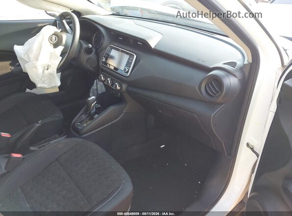 3N1CP5BV3NL524450 2022 NISSAN KICKS Белый Вид салона спереди
