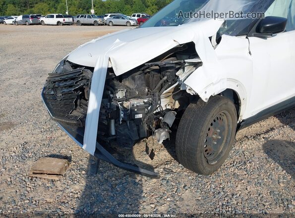 3N1CP5BV3NL524450 2022 NISSAN KICKS Белый Вид спереди
