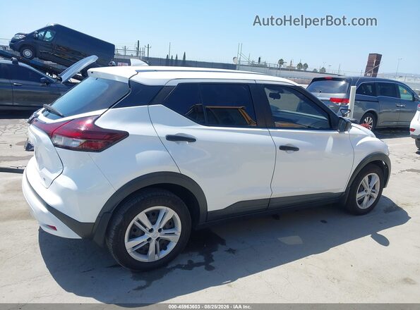 3N1CP5BV3PL523057 2023 NISSAN KICKS White 360 interior view
