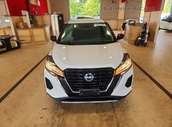 3N1CP5BV3PL558388 2023 NISSAN KICKS White Widok z przodu