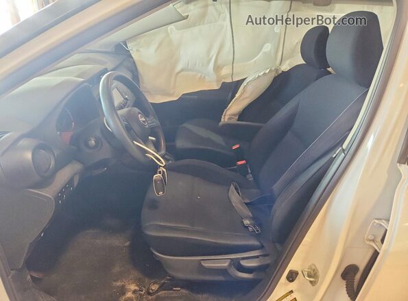 3N1CP5BV3PL558388 2023 NISSAN KICKS White Widok wnętrza z przodu