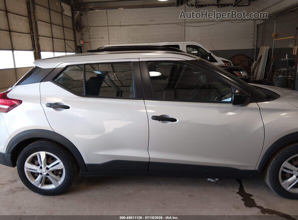 3N1CP5BV4LL518119 2020 NISSAN KICKS Silver Widok wnętrza z tyłu