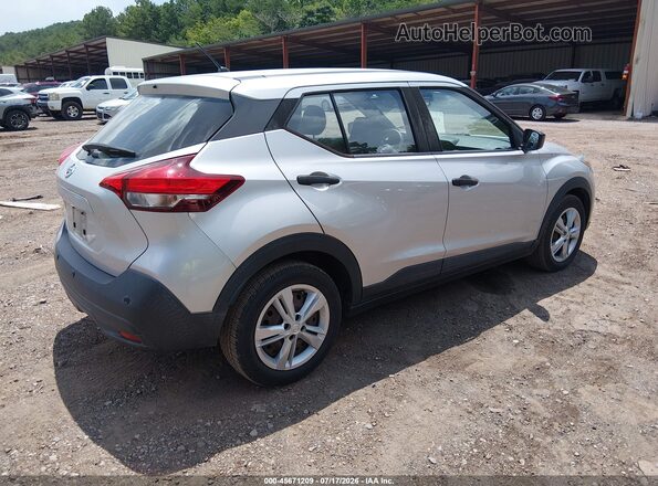 3N1CP5BV4LL527709 2020 NISSAN KICKS Серебряный Задняя правая четверть