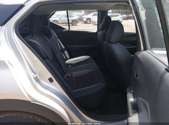 3N1CP5BV4LL527709 2020 NISSAN KICKS Серебряный Вид наклейки с VIN-кодом