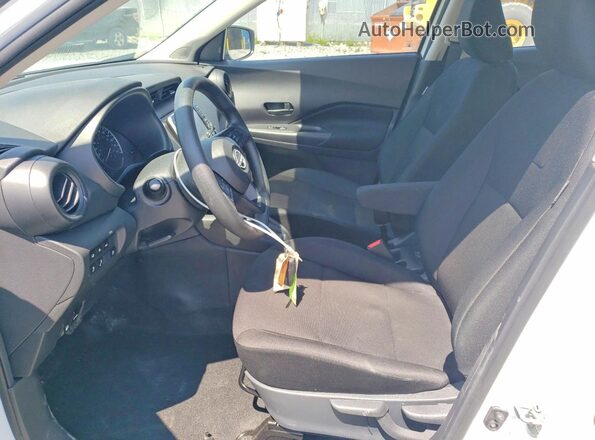 3N1CP5BV4SL501657 2025 NISSAN KICKS Белый Вид салона спереди