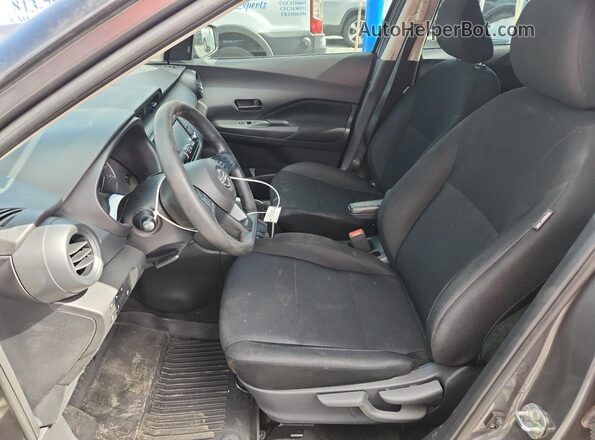 3N1CP5BV5PL467770 2023 NISSAN KICKS Gray Vista interior delantera
