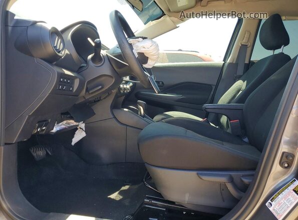 3N1CP5BV5PL541351 2023 NISSAN KICKS Charcoal Widok wnętrza z przodu
