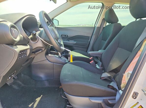 3N1CP5BV5SL478275 2025 NISSAN KICKS White Սալոնի դիմացի տեսք