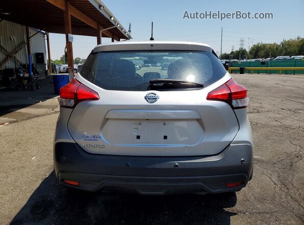 3N1CP5BV6LL516114 2020 NISSAN KICKS Silver Widok z tyłu