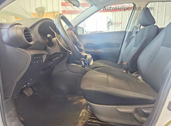 3N1CP5BV6RL507146 2024 NISSAN KICKS White Front interior view