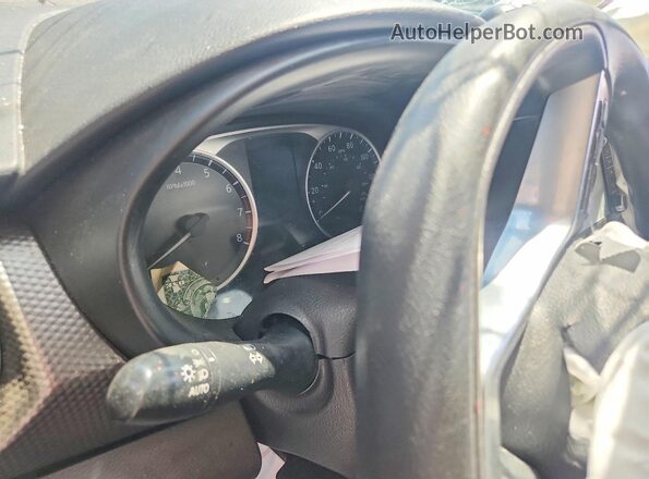 3N1CP5BV7LL503503 2020 NISSAN KICKS Charcoal Սարքավորումների վահանակի տեսք