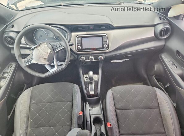 3N1CP5BV8LL522531 2020 NISSAN KICKS Серый Вид панели приборов