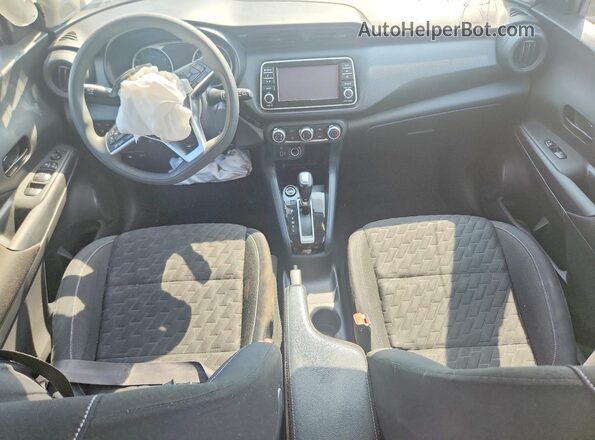 3N1CP5BV8ML541307 2021 NISSAN KICKS Gray Вид панелі приладів