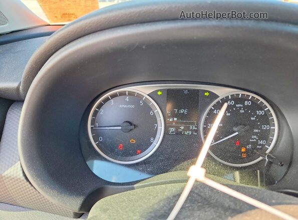 3N1CP5BV8PL575347 2023 NISSAN KICKS Black Սարքավորումների վահանակի տեսք