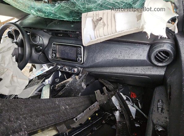 3N1CP5BV8RL510405 2024 NISSAN KICKS Gray Widok deski rozdzielczej