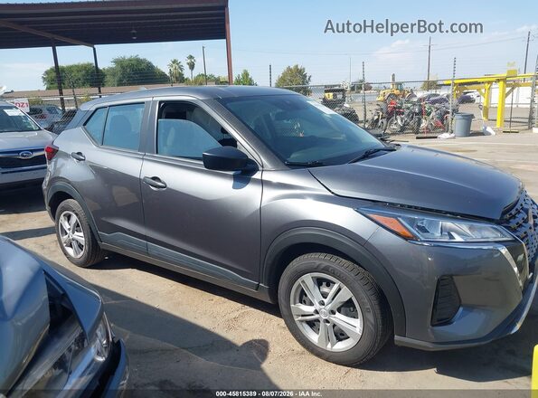3N1CP5BV8RL558891 2024 NISSAN KICKS Light Blue Vista interior trasera