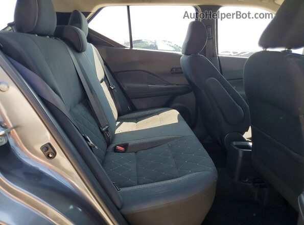 3N1CP5BV9LL501977 2020 NISSAN KICKS Gray Rear interior view